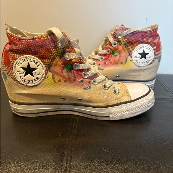 Converse Women's Hidden Wedge Rose Print High-Top Sneakers - Picture 2 of 5